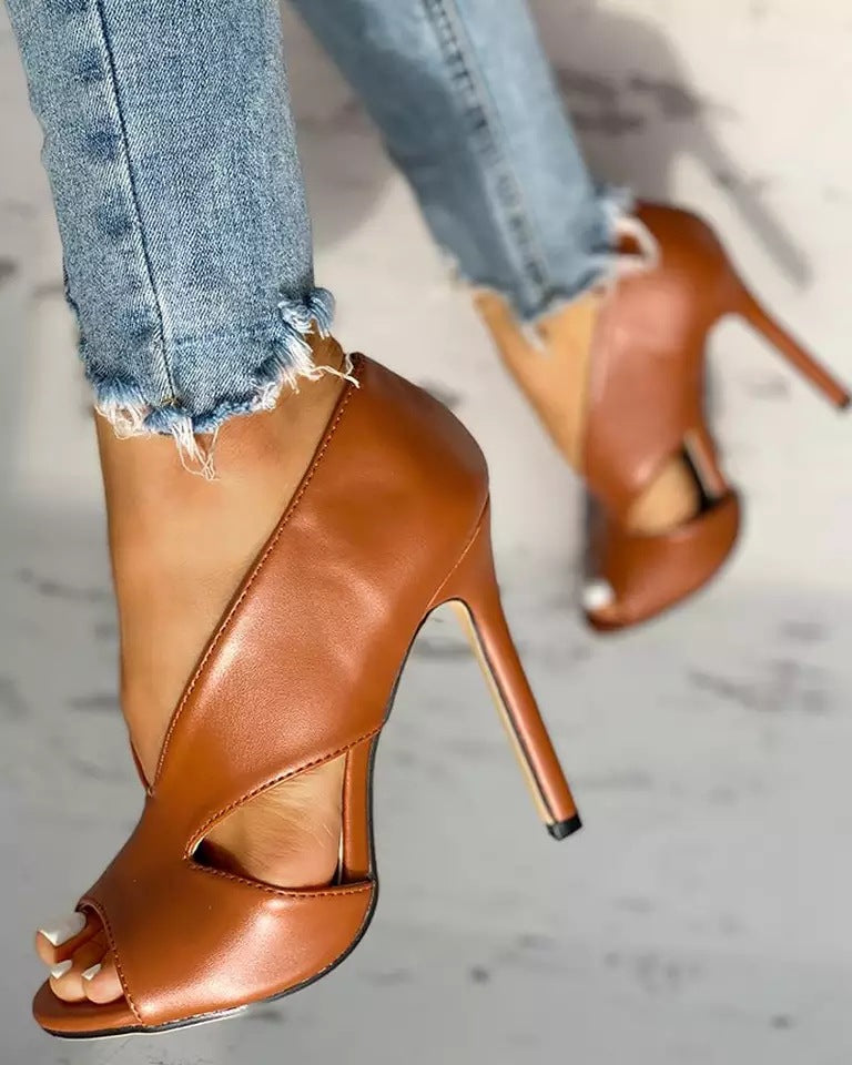 black-cut-out-stiletto-peep-toe-heels2
